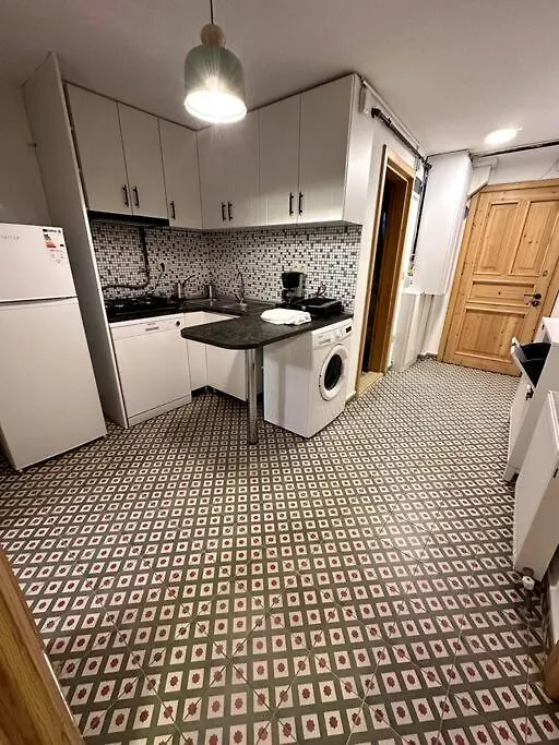 Bebek Apt 1 Min Walk To Beach Daire İstanbul Türkiye